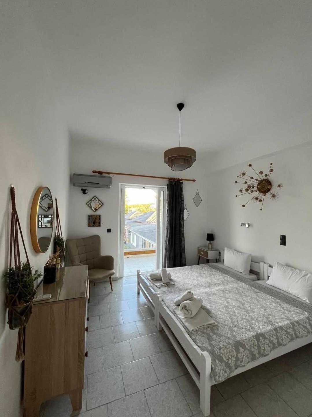 אמודי Villa Corali Apartments Sea Breath & Pool מראה חיצוני תמונה