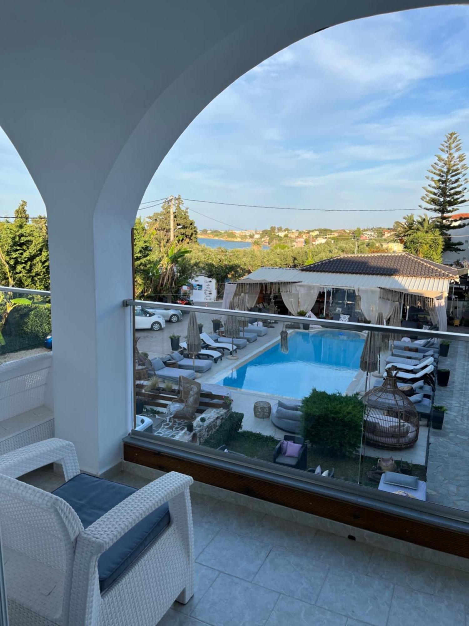 אמודי Villa Corali Apartments Sea Breath & Pool מראה חיצוני תמונה